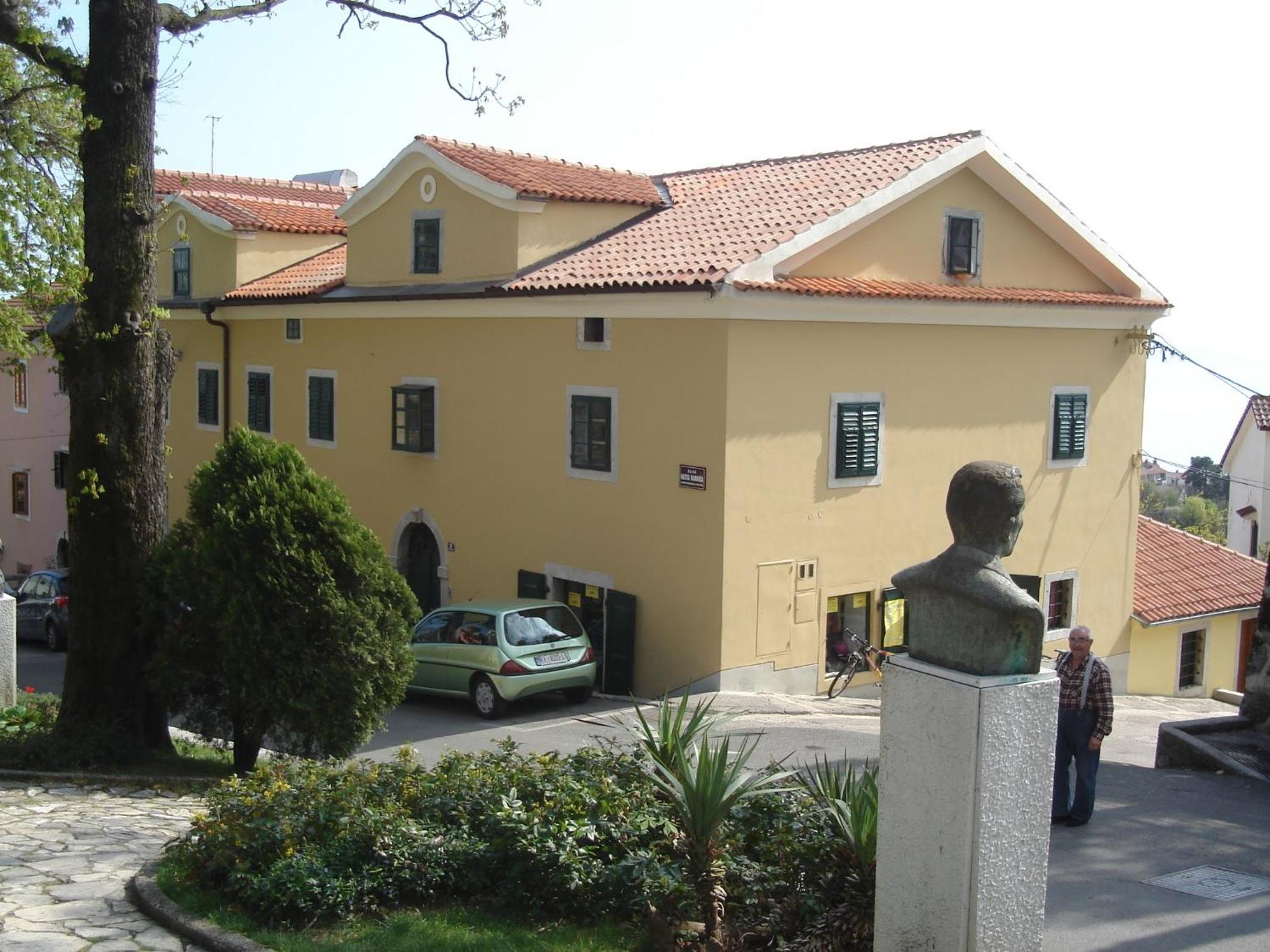 Apartments Villa Kastav In Old Town Center With Sea View And Parking מראה חיצוני תמונה