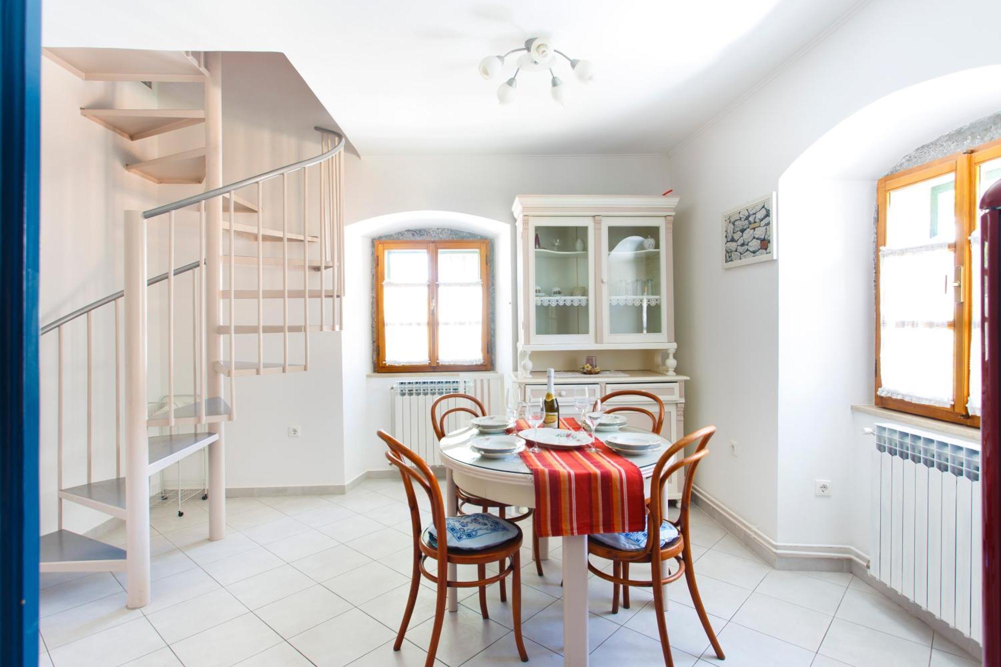 Apartments Villa Kastav In Old Town Center With Sea View And Parking מראה חיצוני תמונה