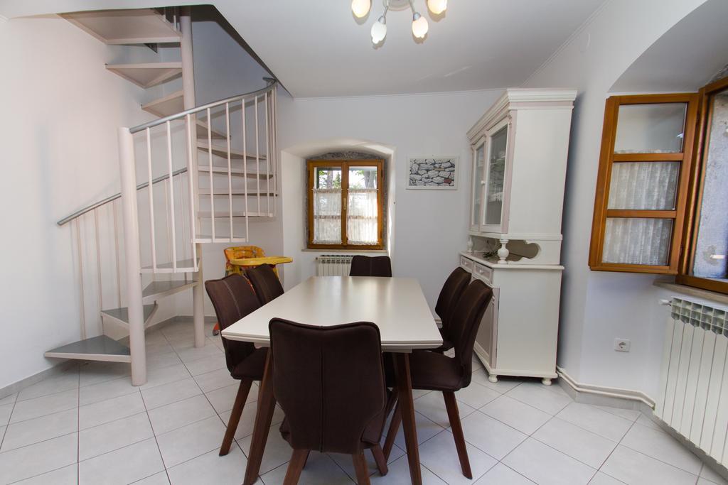 Apartments Villa Kastav In Old Town Center With Sea View And Parking מראה חיצוני תמונה