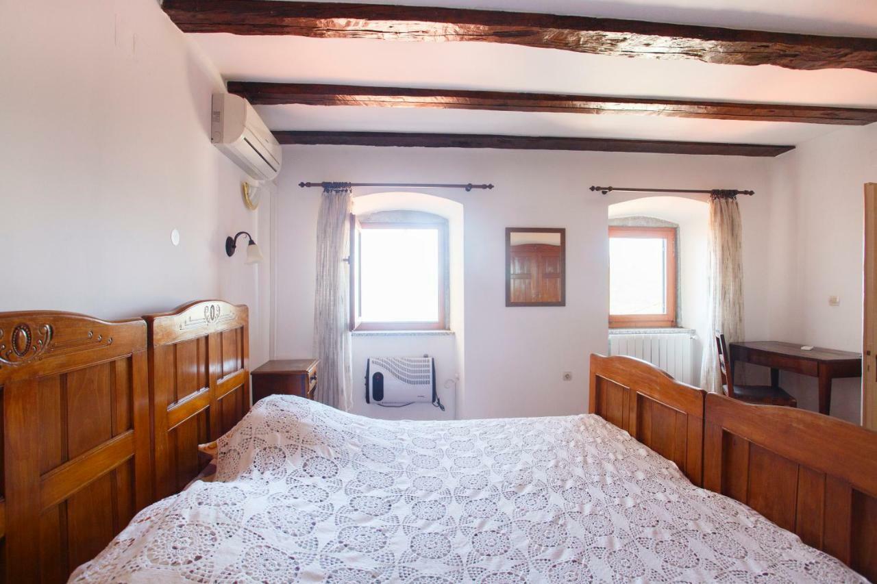Apartments Villa Kastav In Old Town Center With Sea View And Parking מראה חיצוני תמונה